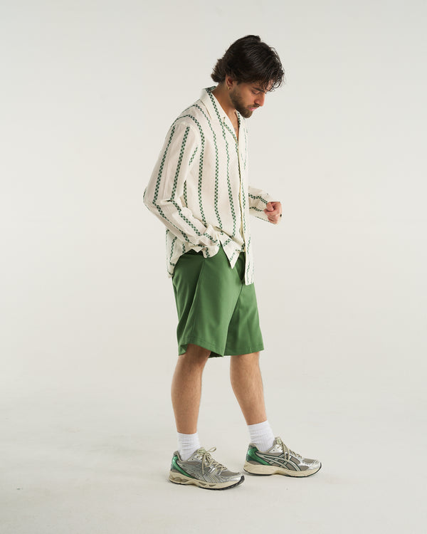 SIMPLE WOOL SHORTS GREEN