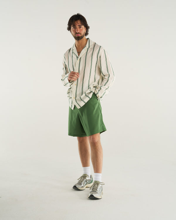 SIMPLE WOOL SHORTS GREEN