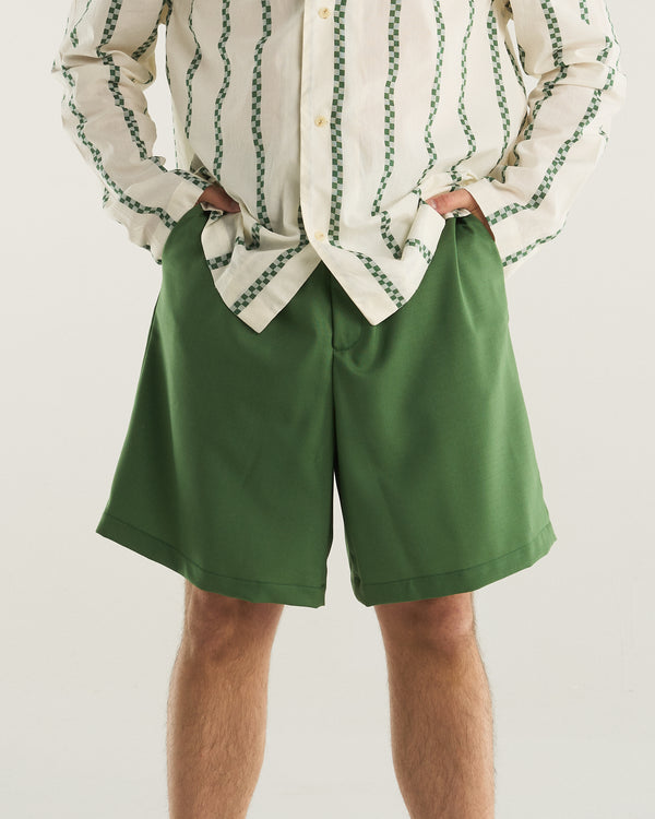 SIMPLE WOOL SHORTS GREEN